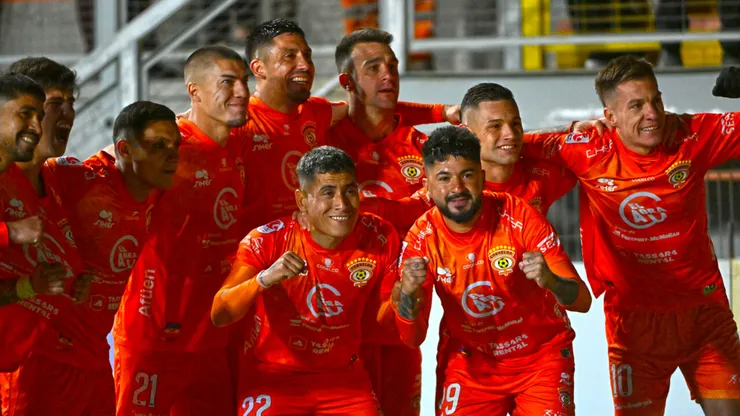 ¡Arde la lucha por el ascenso en Primera B!