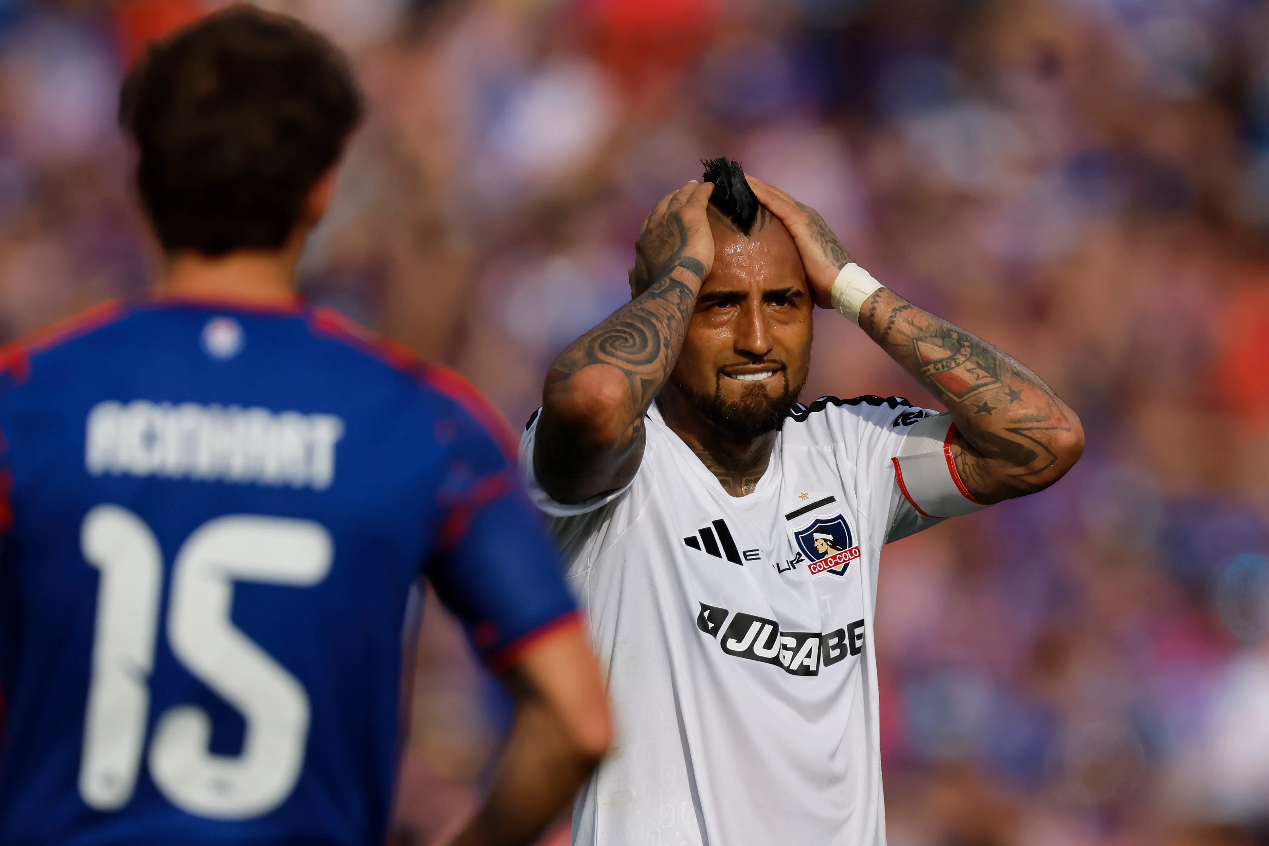 Arturo Vidal aún no define su futuro en Colo Colo. (Imagen: Photosport)