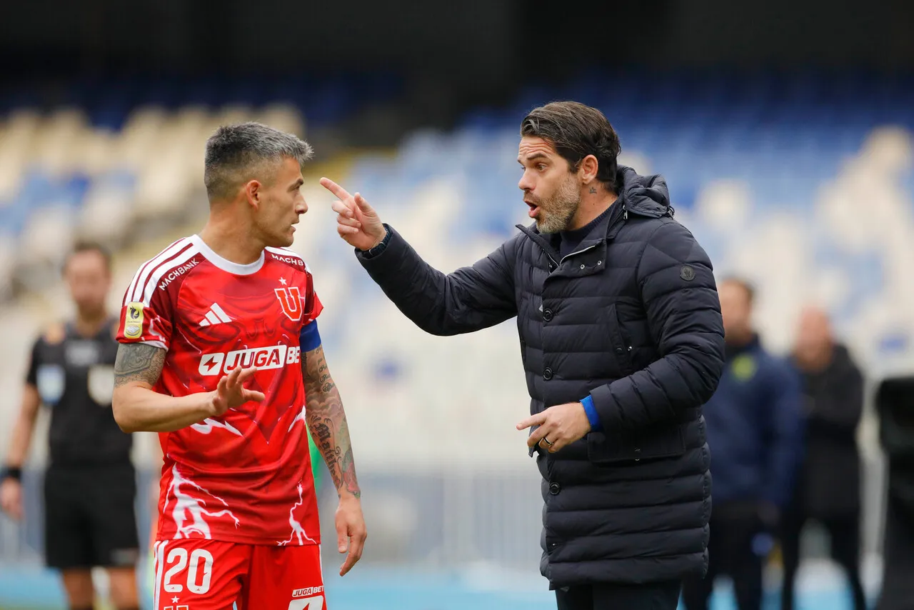 En la U habría tensión tras las últimas dos derrotas | Foto: Photosport