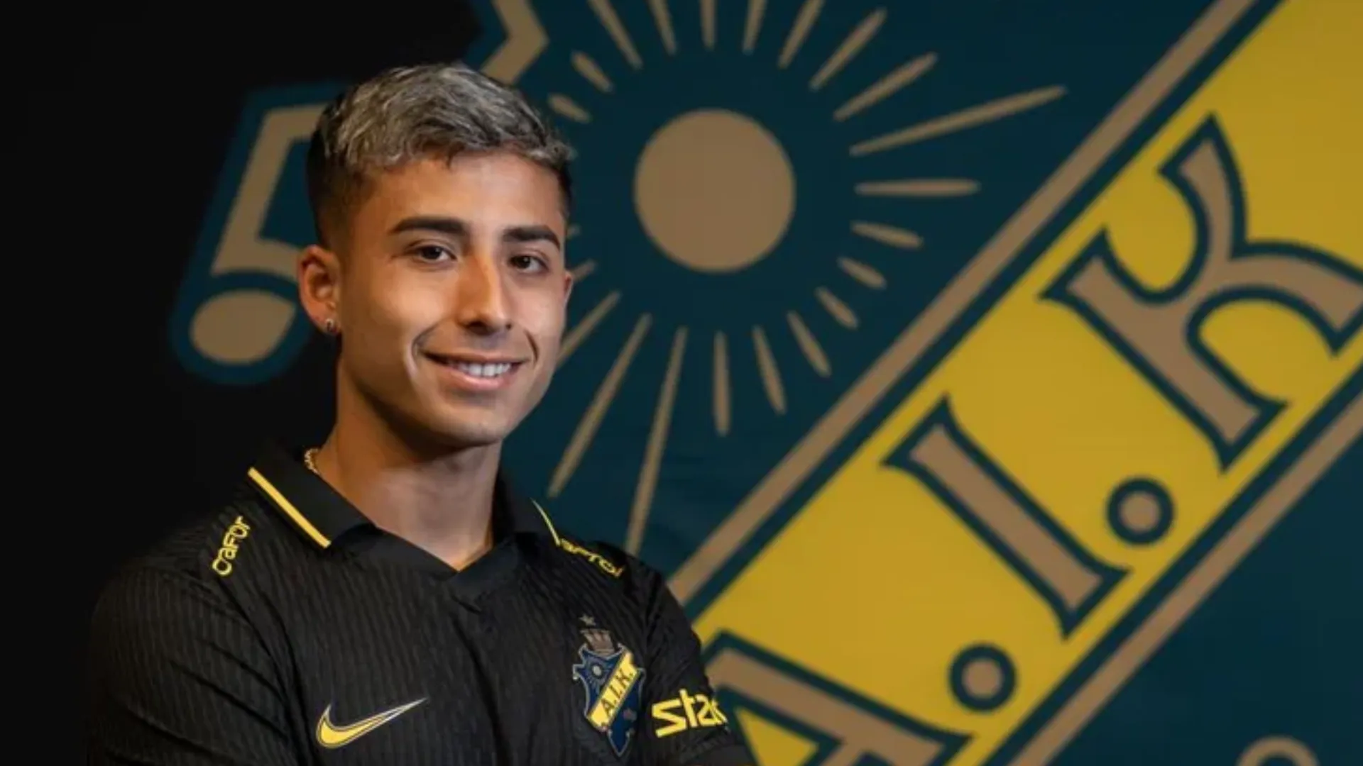 Lucas Assadi alista su debut en Suecia. (Foto: AIK Solna)