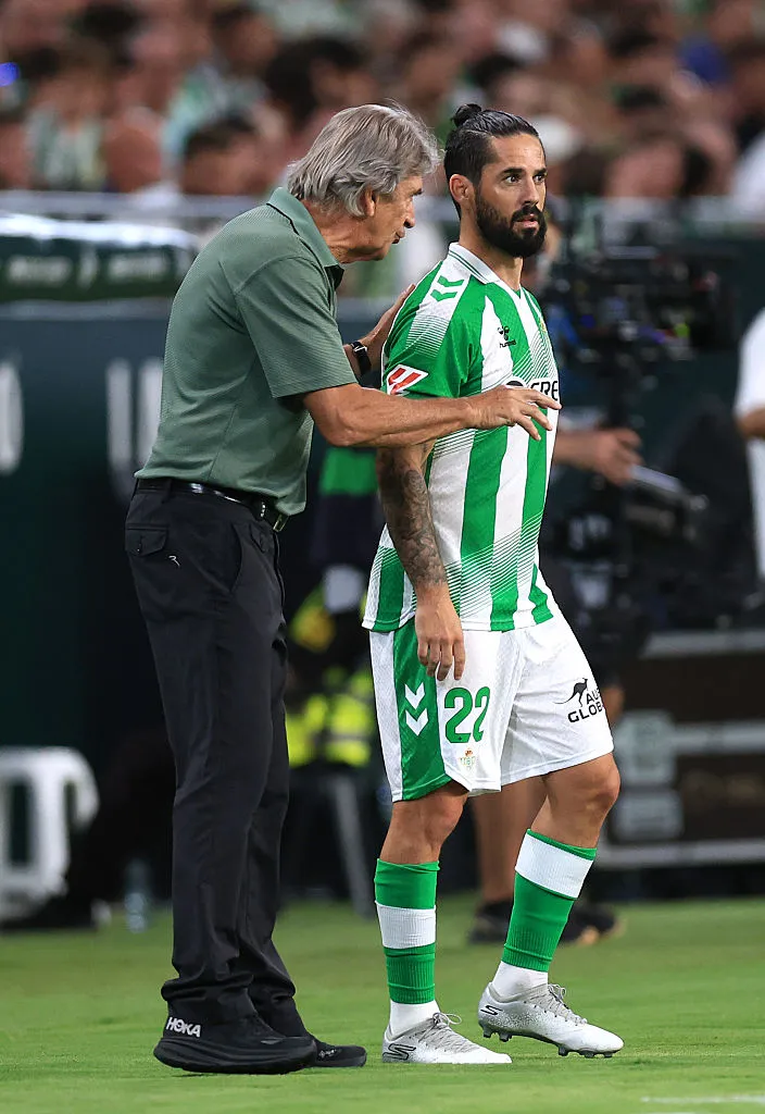 Manuel Pellegrini busca retomar la senda de la victoria con el Real Betis. (Foto: Fran Santiago/Getty Images)