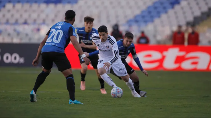 Colo Colo visita a Huachipato en el Estadio Ester Roa Rebolledo.