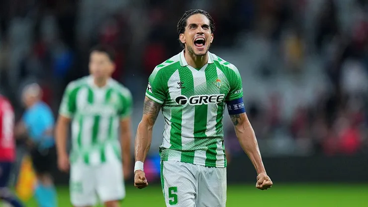 Marc Bartra fue figura en el triunfo del Real Betis. (Foto: Franco Arland/Getty Images)