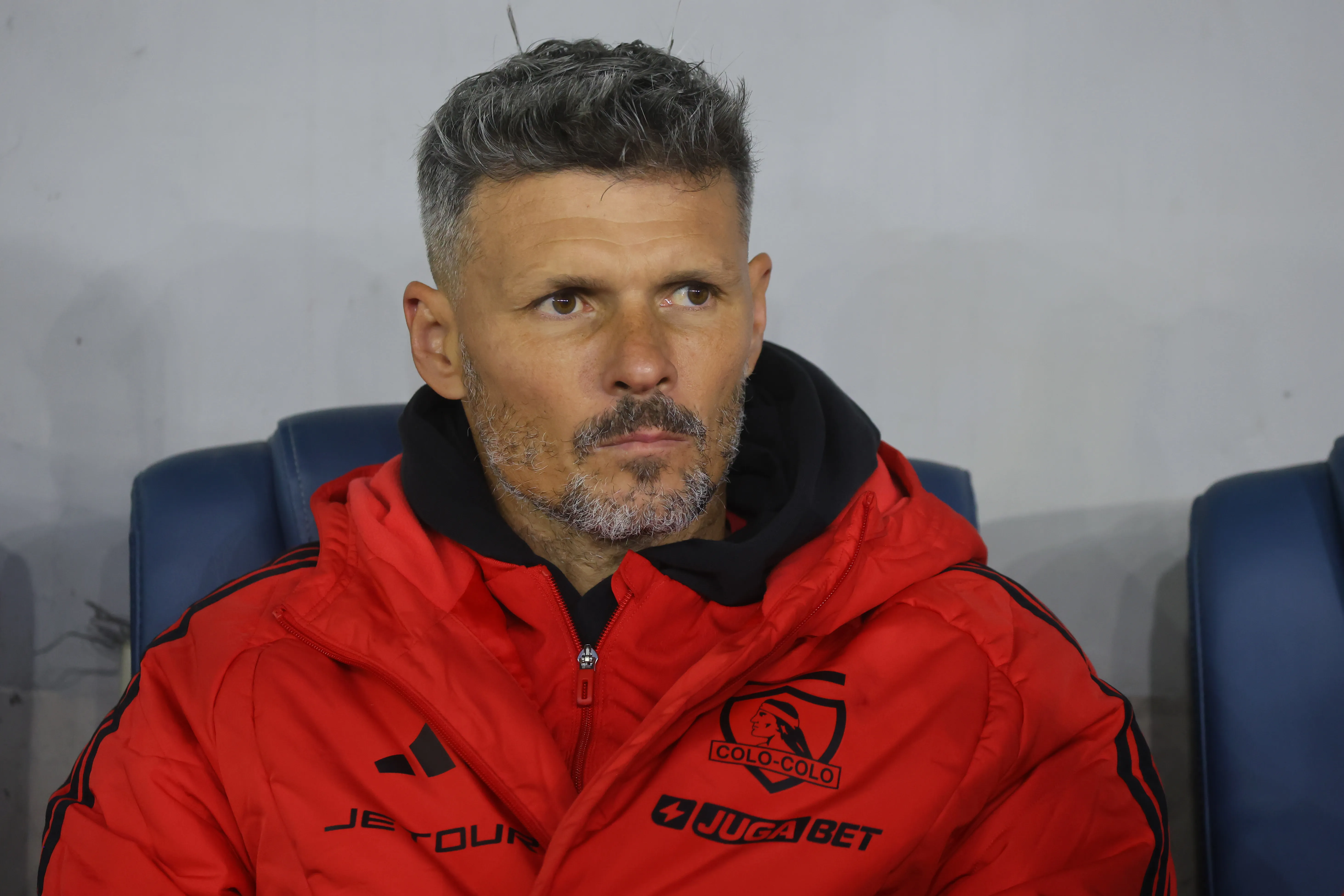 Fernando Ortiz tiene pendiente su renovación en Colo Colo. (Imagen: Photosport)