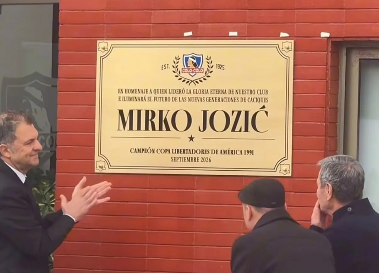 Placa del renombramiento de la Casa Alba. (Foto: Captura)