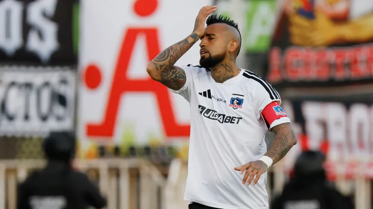 Arturo Vidal tiene en duda su futuro en Colo Colo.