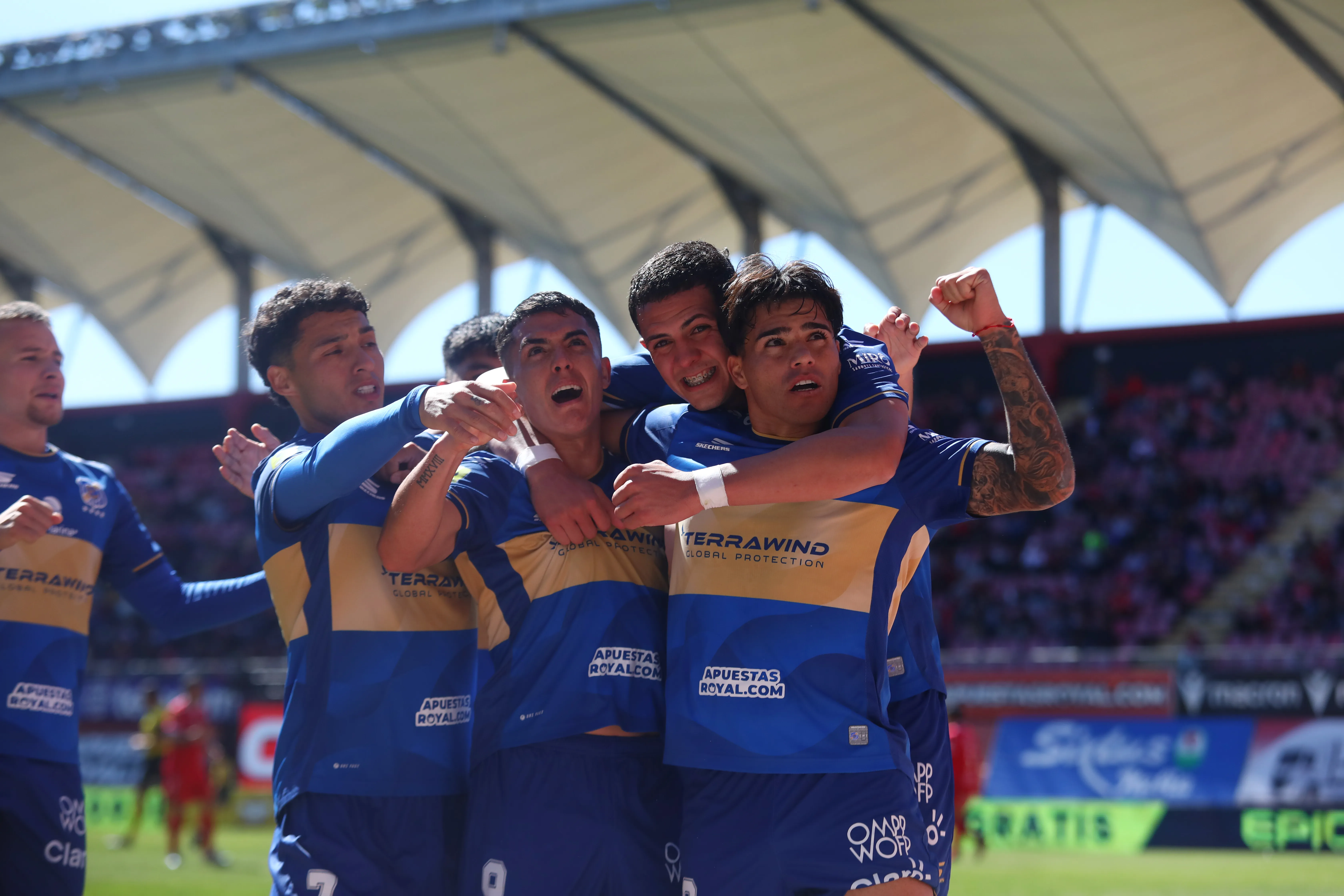 Everton se impuso sobre Ñublense en la Liga de Primera. (Imagen: Photosport)