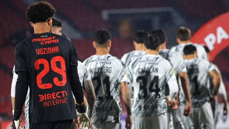 ¡Debuta Vozinha en el Estadio Monumental!
