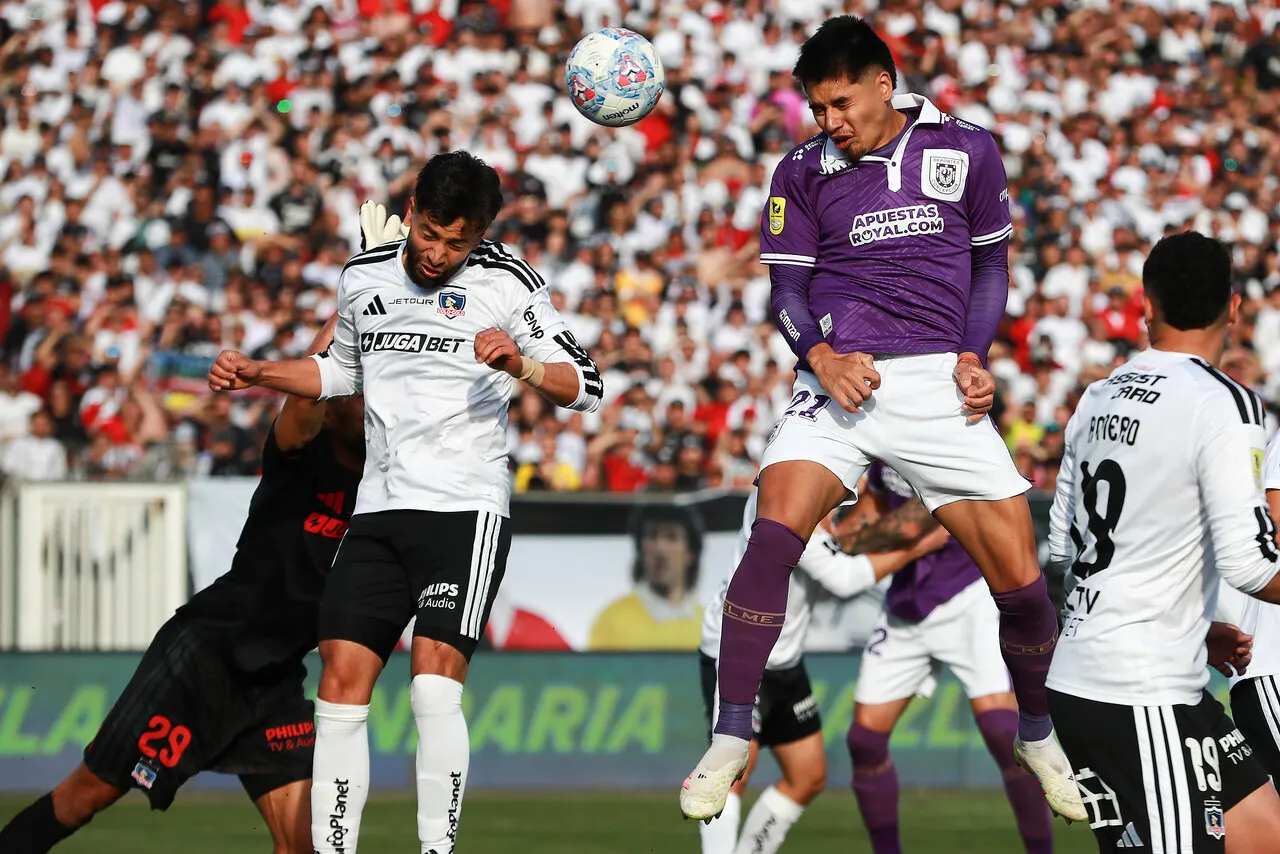 Colo Colo volvió a tropezar en el campeonato (Photosport).