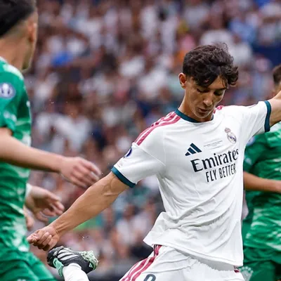 EN VIVO: Santiago Wanderers se queda con uno menos y Real Madrid lo gana 1-0