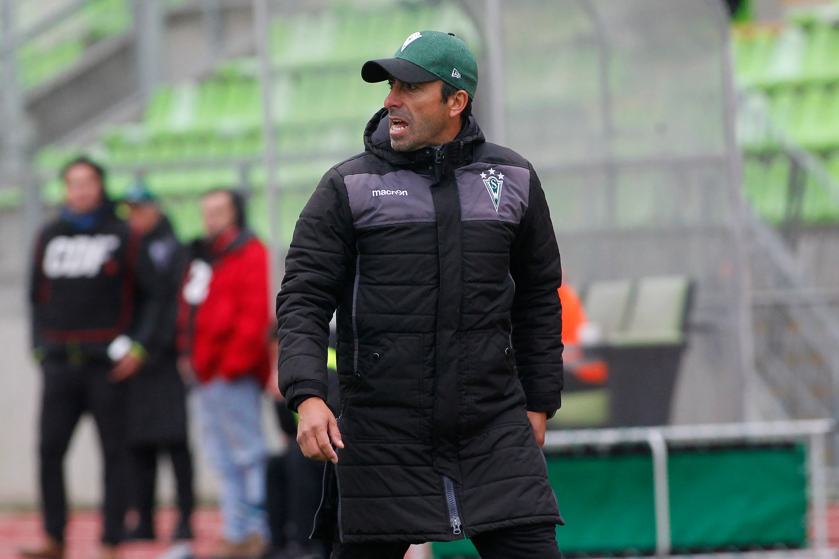 Moisés Villarroel reaccionó a la derrota de Santiago Wanderers. (Imagen: Photosport)