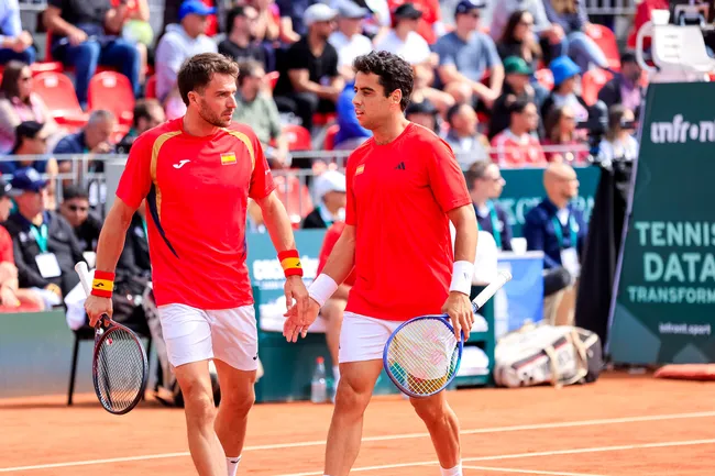 Munar y Martínez totalmente superiores en el Court Anita Lizana (Photosport).