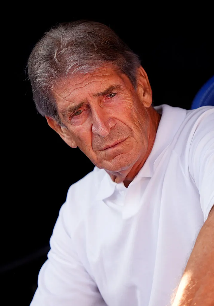 Manuel Pellegrini en el empate del Real Betis. (Foto: José Manuel Álvarez Rey/Getty Images)