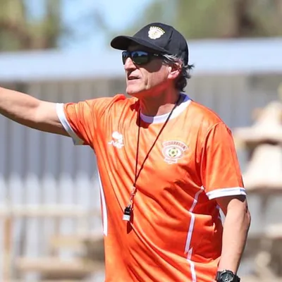 La extensa lista de bajas que golpean a Mario Salas en Cobreloa