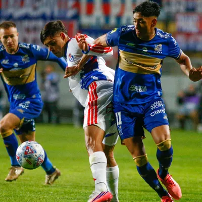 El más criticado de la U tras el primer tiempo vs. Everton: "Es anticompetitivo"