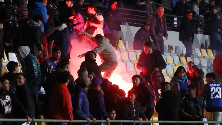 Universidad de Chile vs. Everton: lamentables escenas.