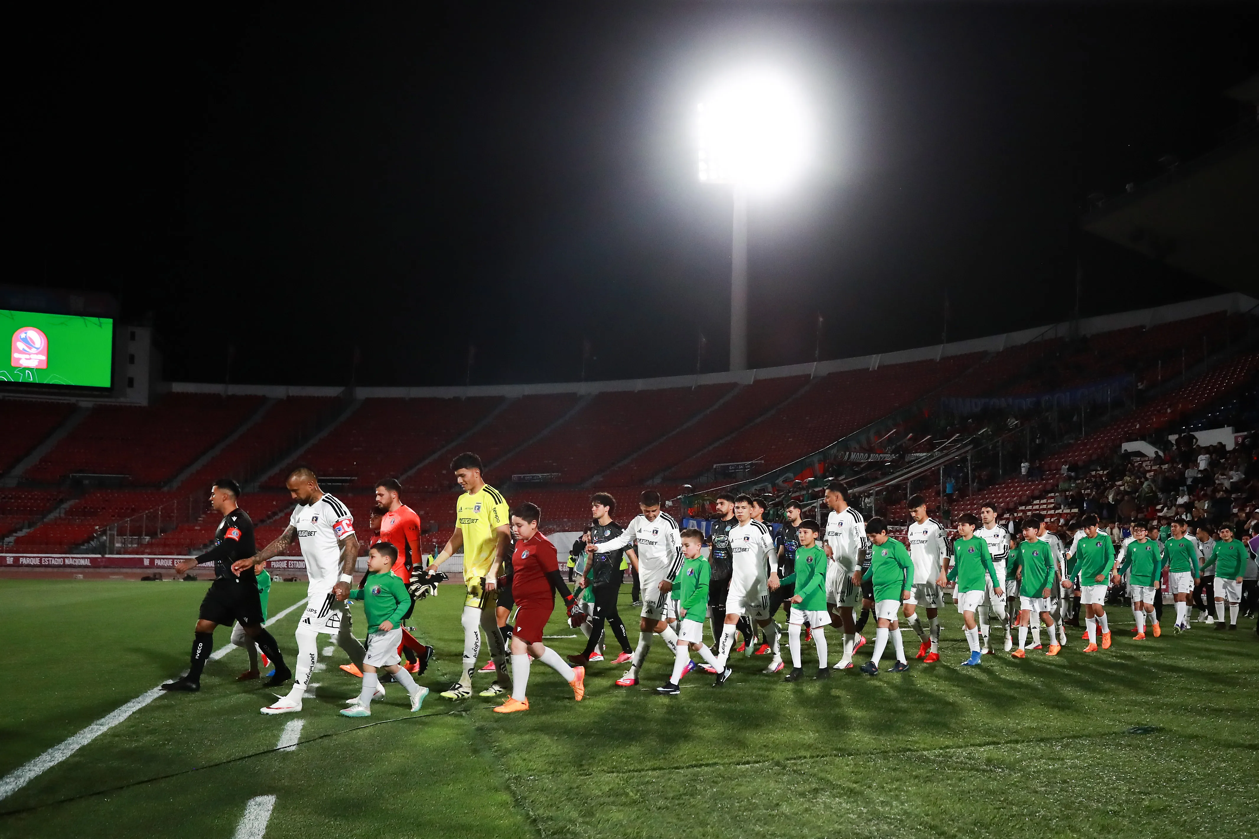 Colo Colo y Audax Italiano se vuelven a ver las caras en el Estadio Nacional después de tres días. (Foto: Felipe Zanca/Photosport)