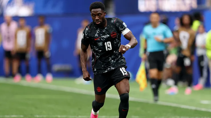 La gran figura de Canadá, Alphonso Davies no jugará ante Chile