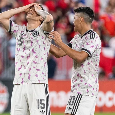 Histórico de La Roja lanza dura crítica: "No podemos..."