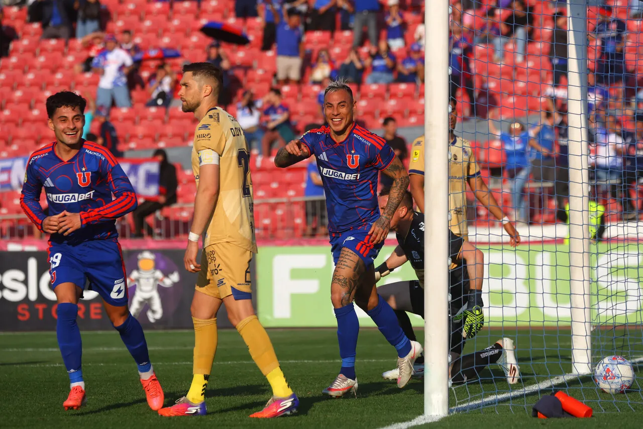 Diego Oyarzún, en la imagen, no se guardó nada (Photosport).