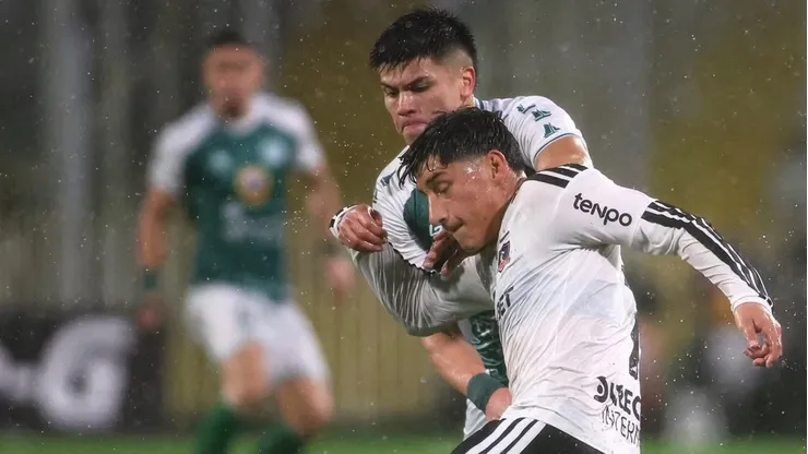 Colo Colo enfrenta a Puerto Montt bajo la lluvia en Macul. (Foto: @colocolooficial)