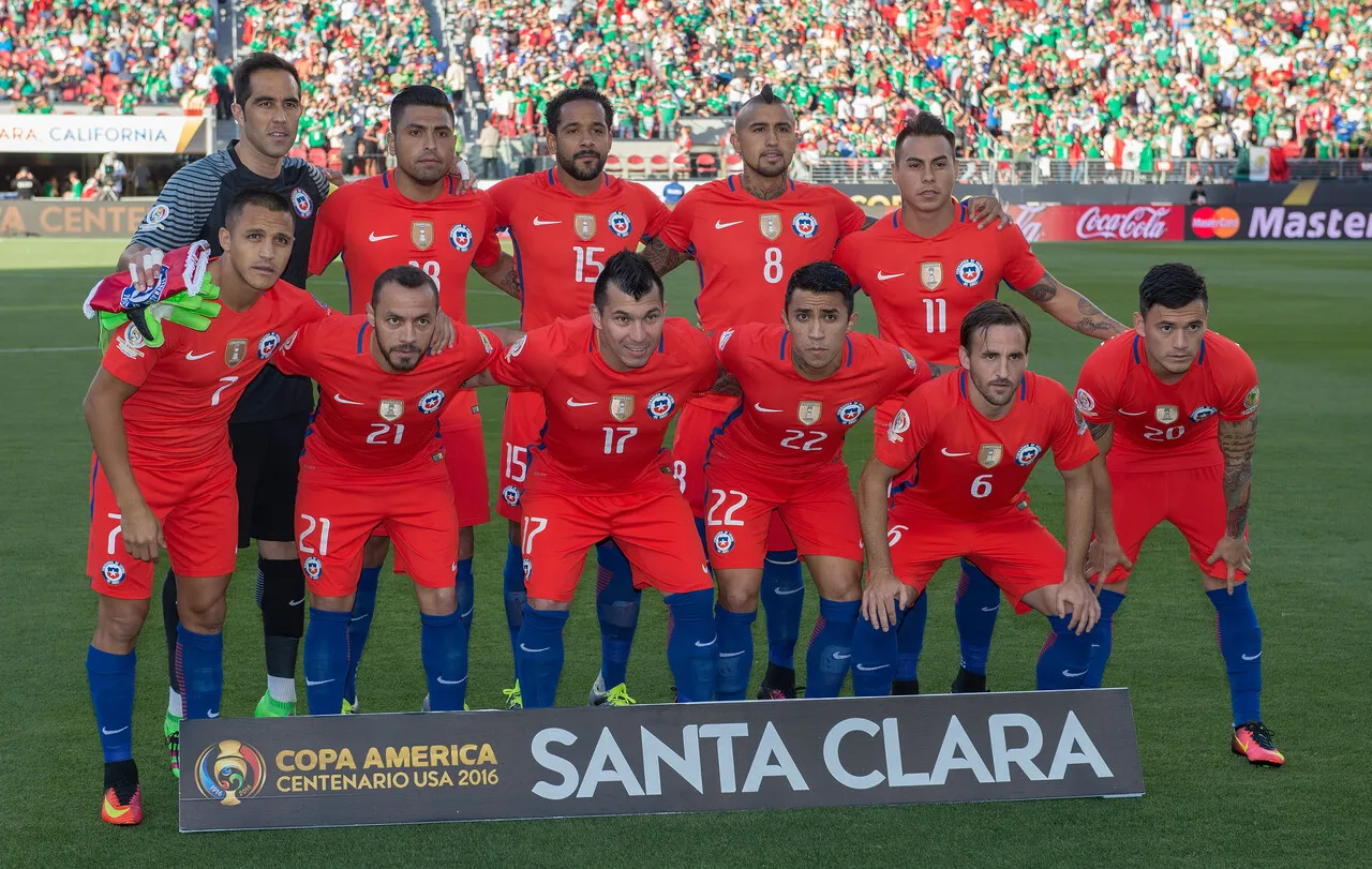 El once titular de Chile frente a México en la Copa América Centenario (Photosport).
