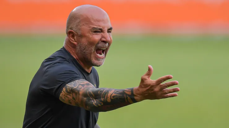 Jorge Sampaoli está cesante. ¿Vuelve al ruedo?
