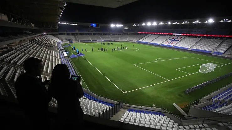 Universidad Católica quiere mantenerse en el Claro Arena.