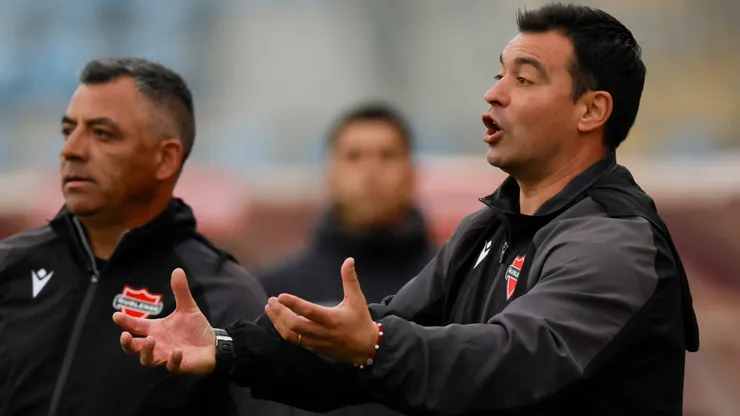 'Coto' Ribera se despide de Ñublense a seis fechas del final.