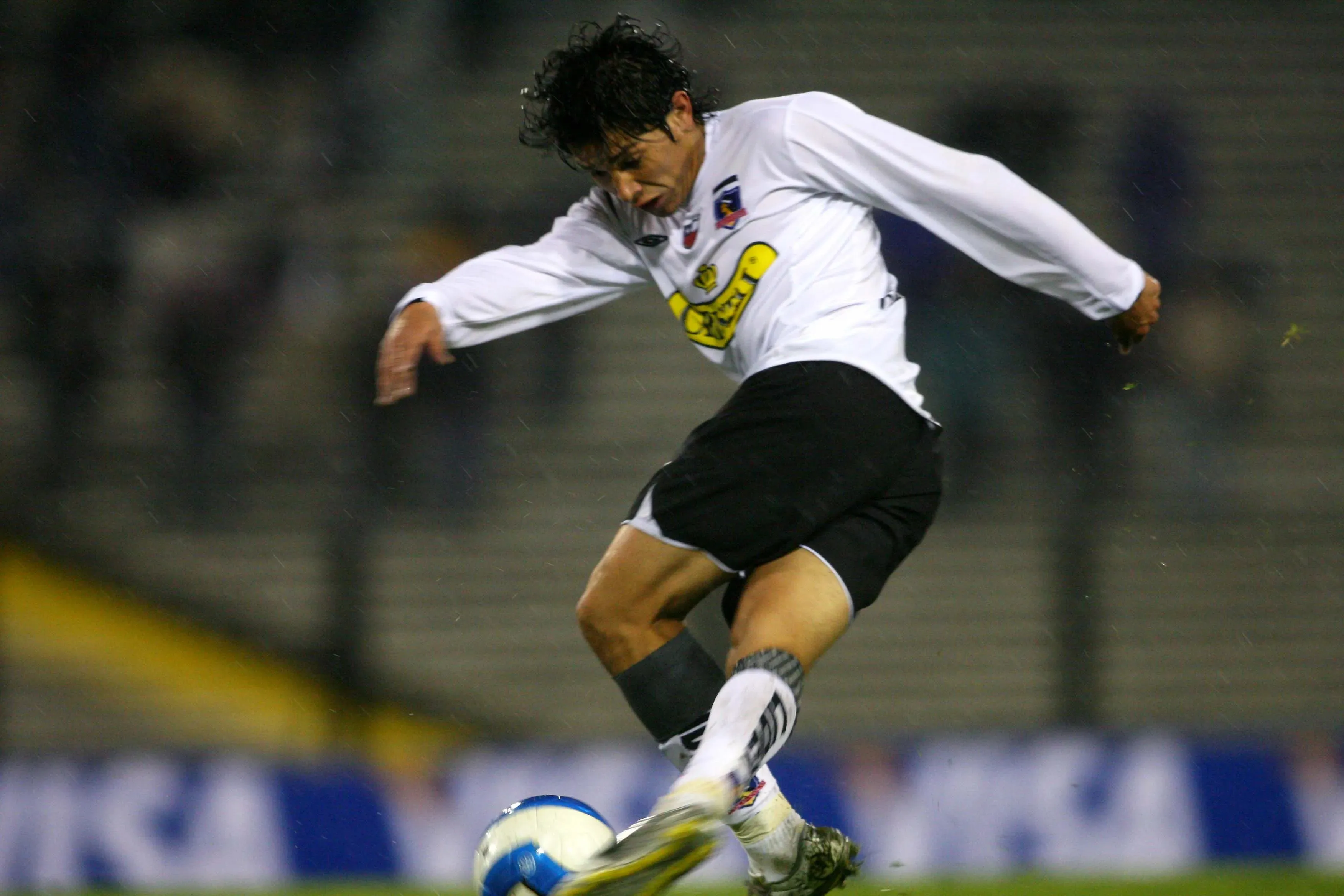 La recordada “no rabona” de Matías Fernández hace 20 años (Archivo).