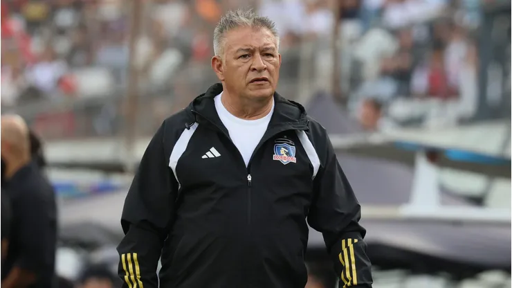Claudio Borghi se sorprendió con un DT del fútbol chileno. (Foto: Dragomir Yankovic/Photosport)