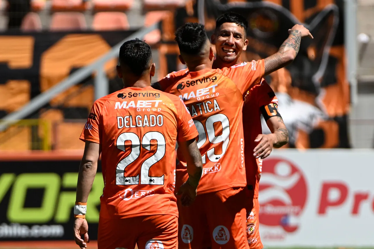 Cobreloa goleó a Recoleta en Calama | Foto: Photosport