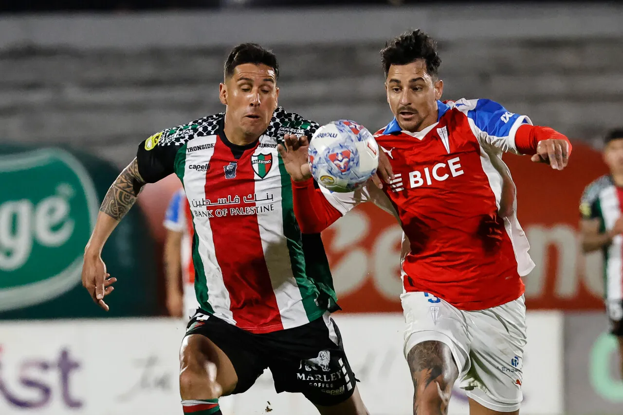 Roco hoy milita en Palestino | Foto: Photosport