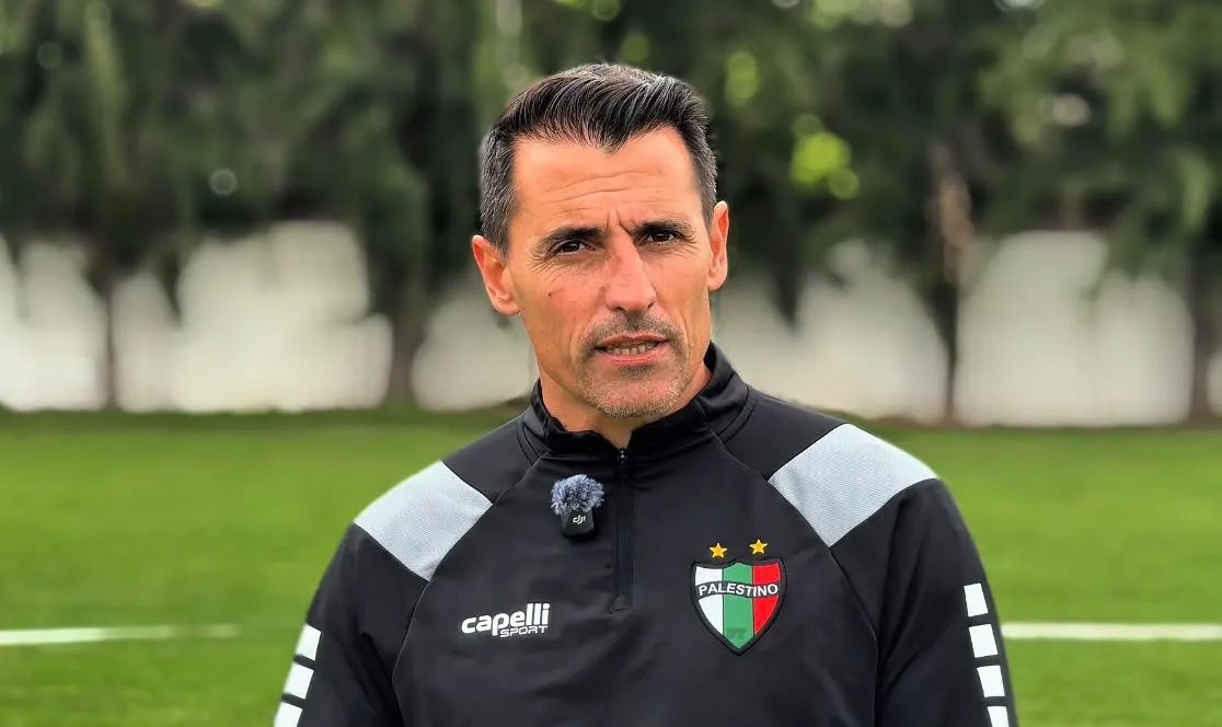 Guillermo Farré, DT de Palestino. (Foto: Captura)