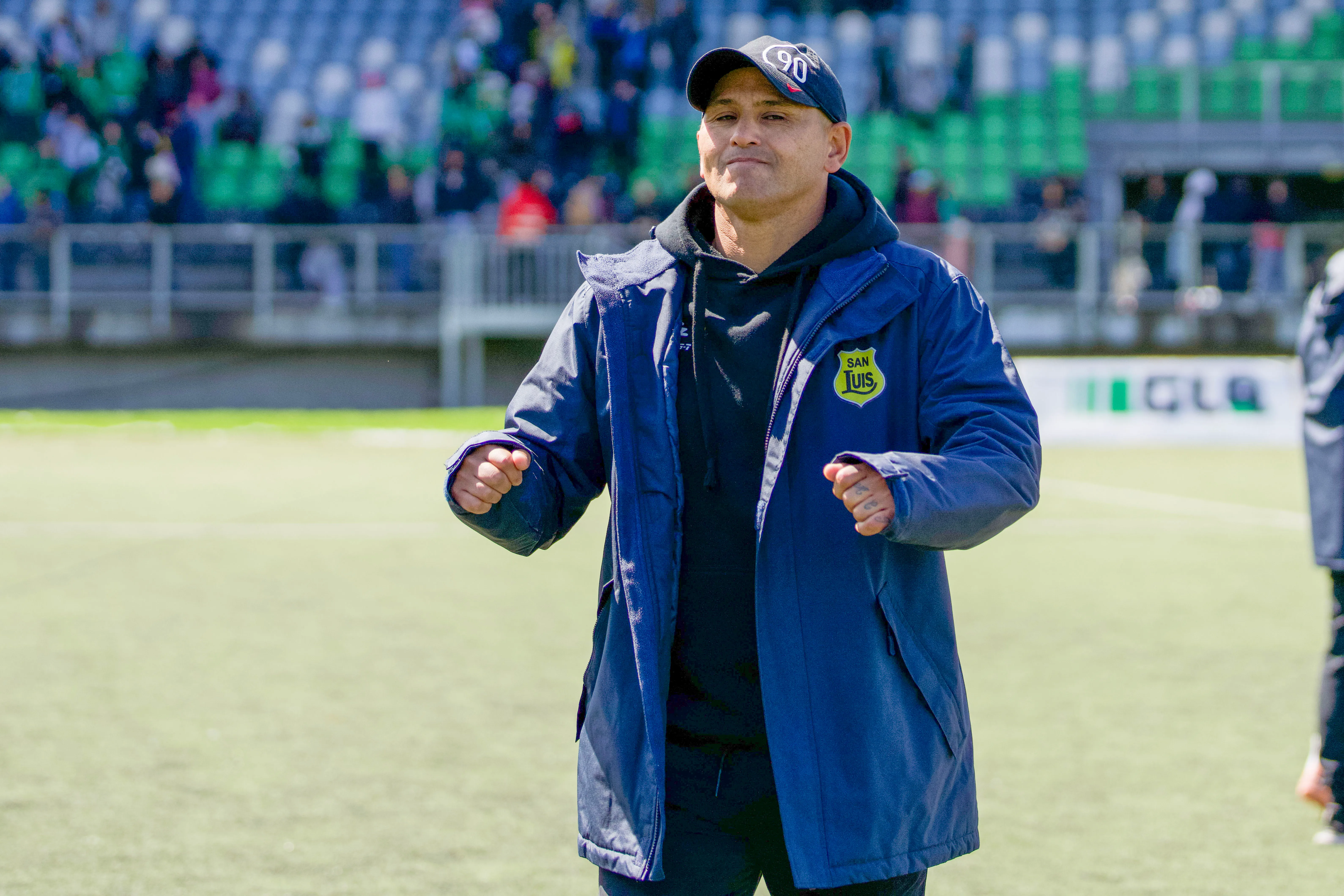 Humberto Suazo está en la mira de Monterrey de México. (Imagen: Photosport)