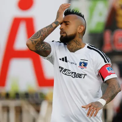 Colo Colo le ofrece renovar a Arturo Vidal con dura baja salarial