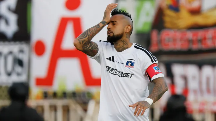 ¿Arturo Vidal continuará en Colo Colo?
