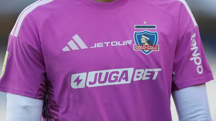 Colo Colo sorprendrerá a sus hinchas con esta camiseta en 2027. (Foto: Marco Vázquez/Photosport)