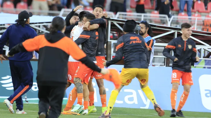Cobreloa está muy cerca de lograr el ascenso a Primera División.