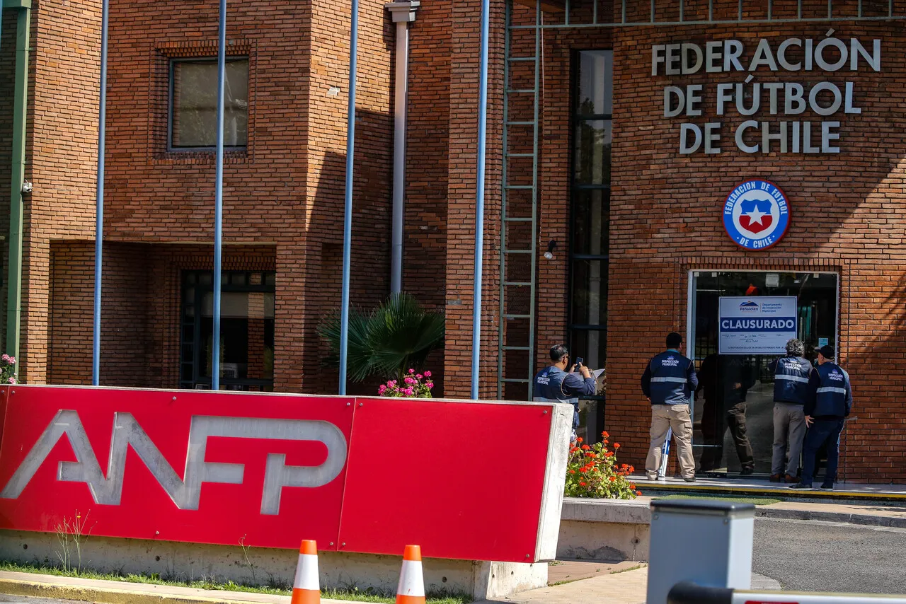 La reapertura de la ANFP no tiene para cuándo (Photosport).
