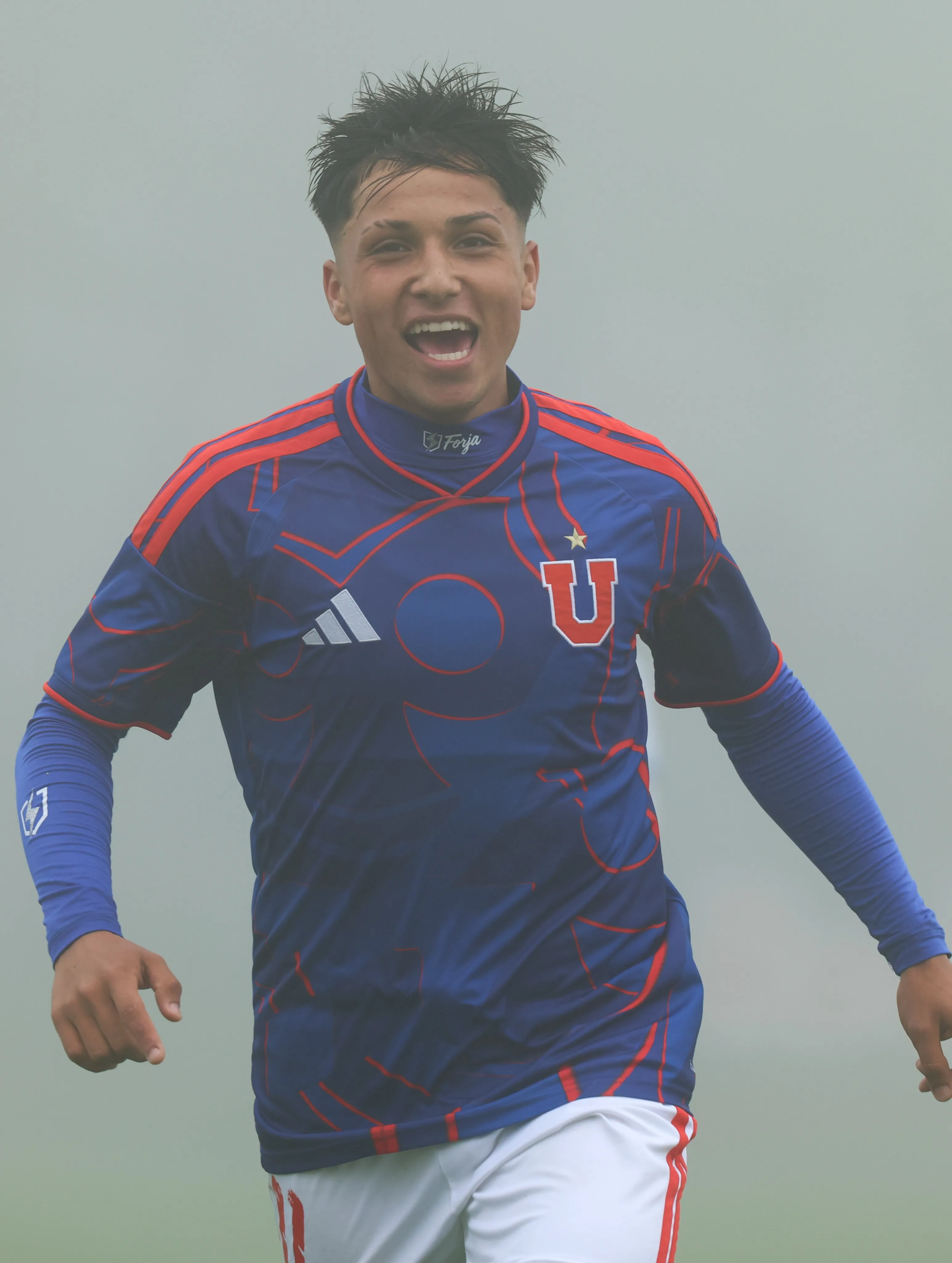 La U ganaba 1-0 en la Sub-10 con gol de Diego Cofré (Prensa U. de Chile).