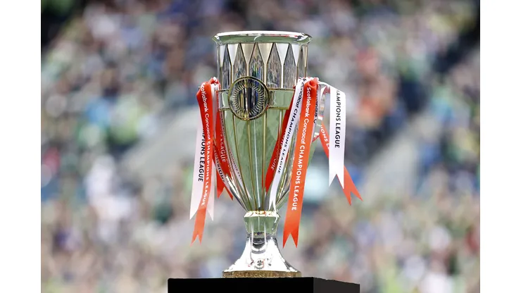 El trofeo de la Concachampions 2023 aguarda por su nuevo campeón.