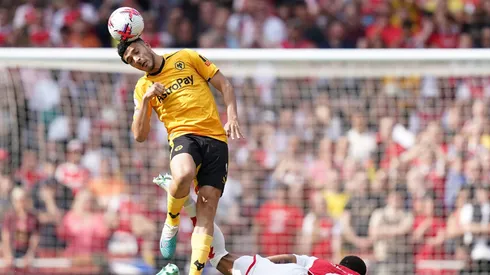 Raúl Jiménez jugó los 90' ante Arsenal.