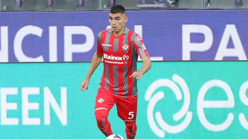 FLORENCE, ITALY – AUGUST 14: Johan Vasquez of US Cremonese in action during the Serie A match between ACF Fiorentina and US Cremonese at Stadio Artemio Franchi on August 14, 2022 in Florence, Italy. (Photo by Gabriele Maltinti/Getty Images)