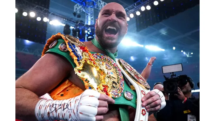 Tyson Fury envió un contrato a su próximo rival y no es Andy Ruiz
