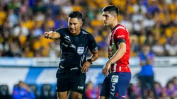 Pocho Guzmán se salvó de la tarjeta roja vs Tigres