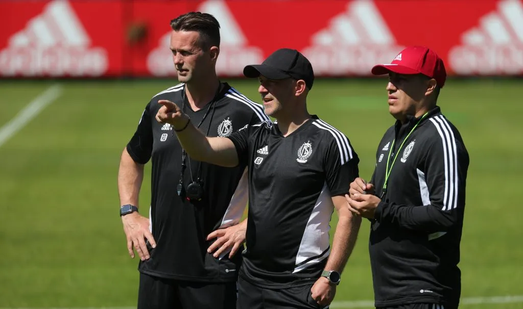 Efraín Juárez y Ronny Deila en su paso por Standard Lieja (Imago)