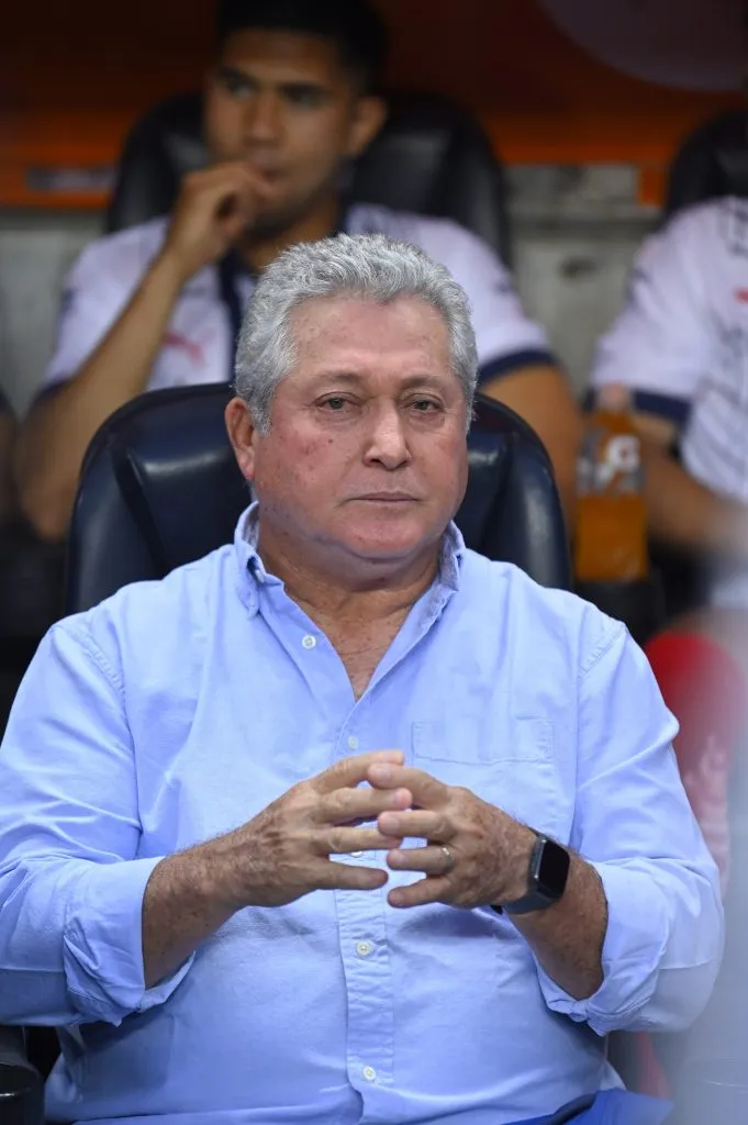 Víctor Manuel Vucetich, en la cuerda floja de Monterrey (Imago 7)