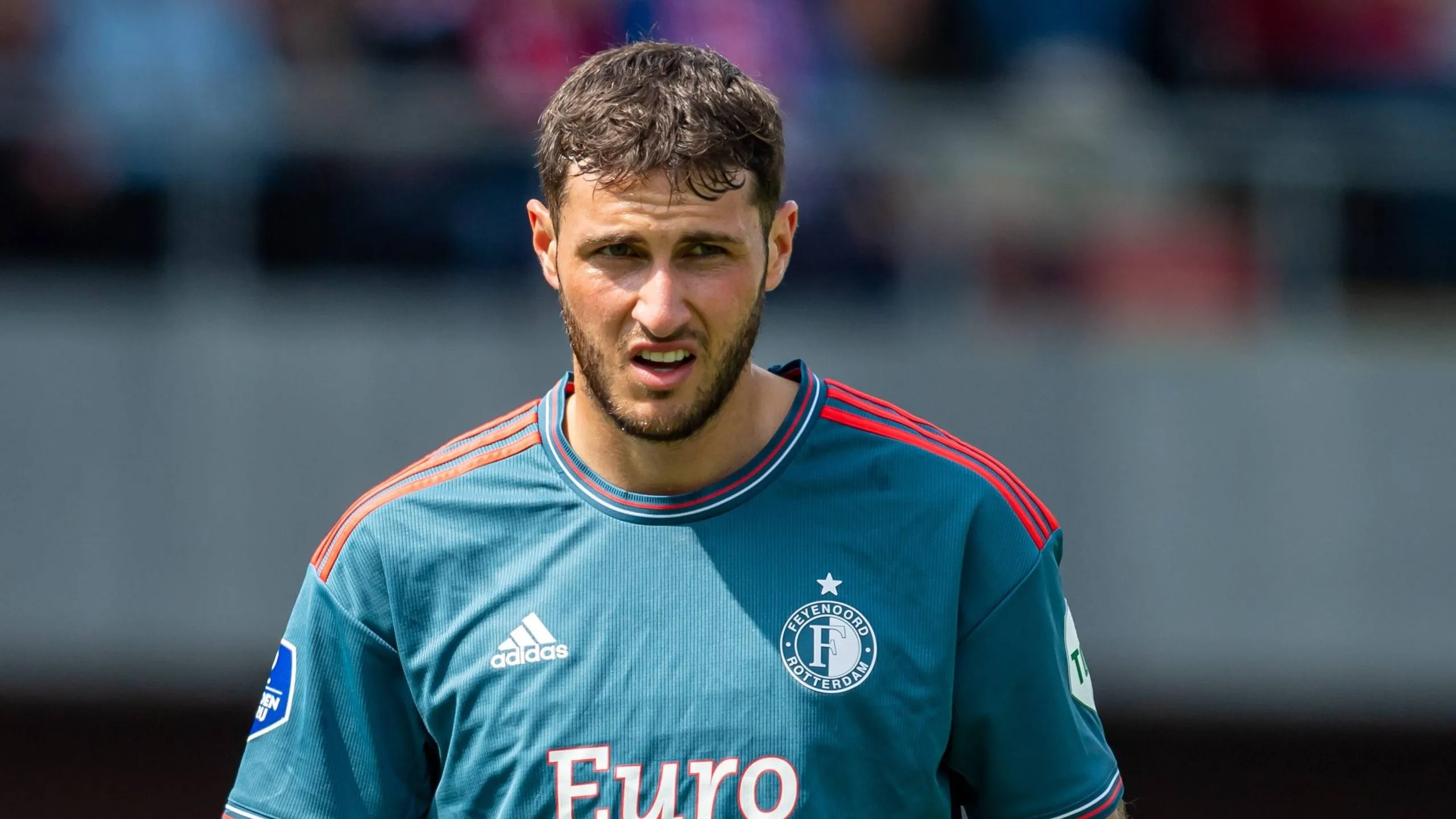 Santiago Giménez no logró marcar en el último partido y el título de goleo se alejó para el mexicano (Imago)