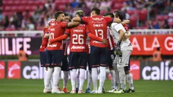 Chivas también se mueve en el mercado.